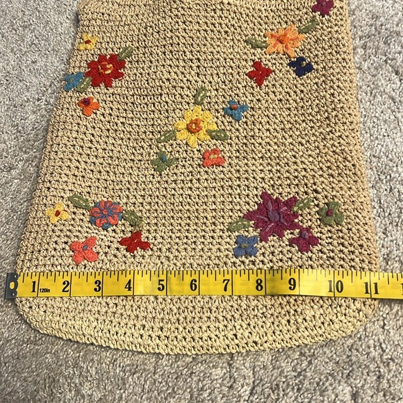 Cappelli Straw Embroidered
Tote Bag - Picture 5 of 7
